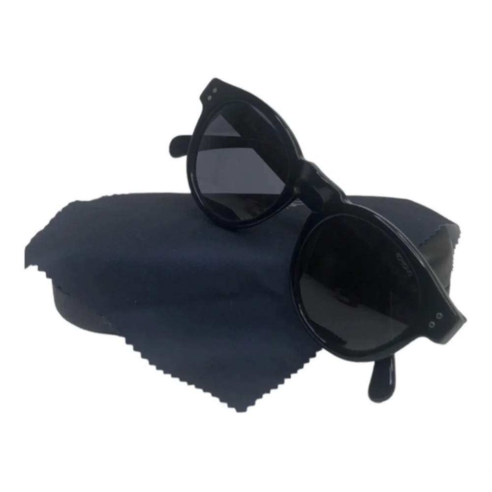 Komono Sunglasses NEW Glossy Black Clement round